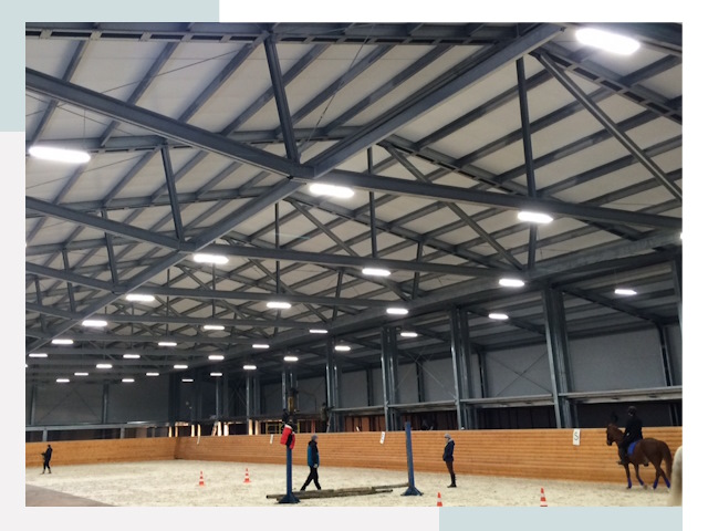 Строительство конных манежей от 613 руб в Усть-Лабинск